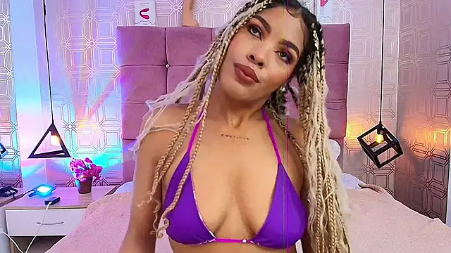 LexieBloom online show from 10/09/25, 03:48