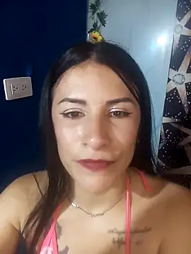 Snapshot of karinnahotdirty chatting on 04/22/26, 09:49 karinnahotdirty online show from 04/22/26, 09:49