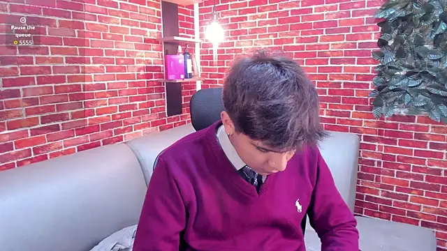 Thiago Kozak online show from 04/24/26, 02:08