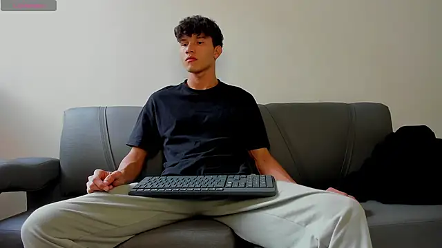 2Amateur Guys online show from 01/18/26, 10:02