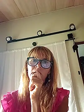 LunaNatural online show from 09/22/25, 09:39