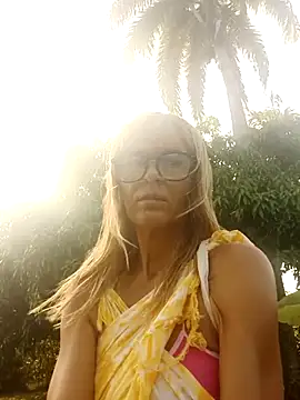 LunaNatural online show from 10/13/25, 08:09