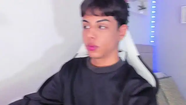 Thomas wil online show from 10/24/25, 06:43