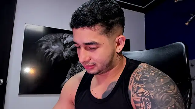 king falconer online show from 12/16/25, 12:48