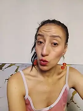 Oriana111 online show from 06/20/26, 03:42