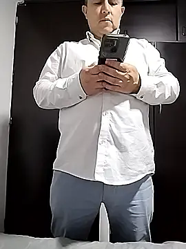 BigCristh79 online show from 01/13/26, 08:58