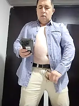 BigCristh79 online show from 02/04/26, 07:31