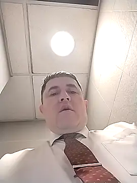 BigCristh79 online show from 04/02/26, 07:55