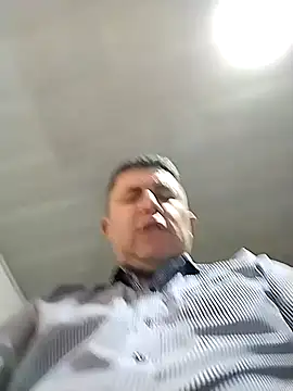 BigCristh79 online show from 04/20/26, 04:10