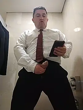 BigCristh79 online show from 06/04/26, 07:47