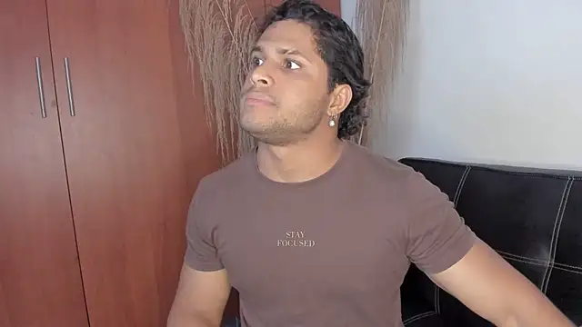 Evansdark1 online show from 10/01/25, 10:38