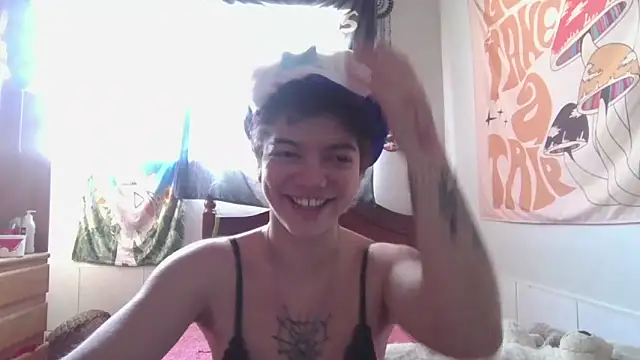 Snapshot of CamillyBlum chatting on 05/25/26, 04:13 CamillyBlum online show from 05/25/26, 04:13