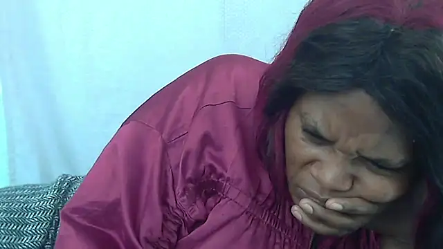 Snapshot of sexythae32 chatting on 09/25/25, 06:39 sexythae32 online show from 09/25/25, 06:39