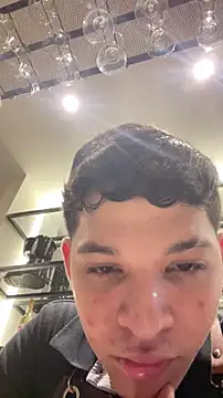 RobinLenoxx online show from 11/23/25, 10:42