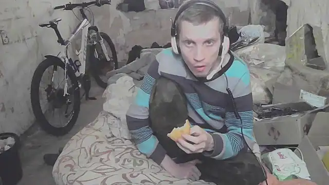 makarov1993 online show from 10/16/25, 11:22