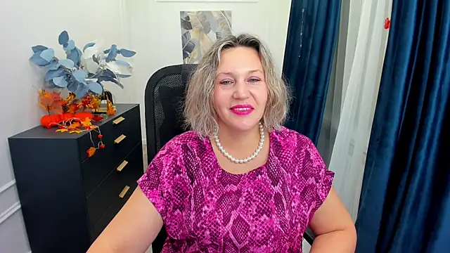 Snapshot of NinaStarle chatting on 10/27/25, 04:38 NinaStarle online show from 10/27/25, 04:38