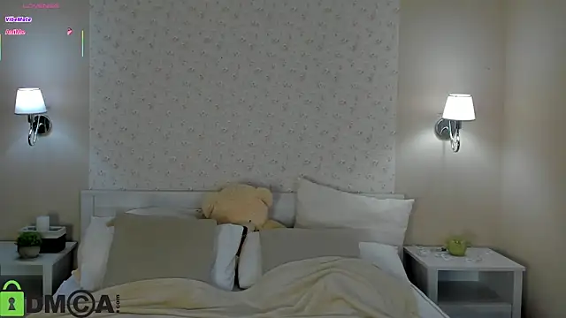 Chloee White online show from 04/10/26, 09:25