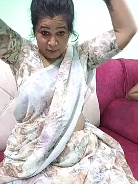 Snapshot of tamilaruvi chatting on 05/30/26, 07:05 tamilaruvi online show from 05/30/26, 07:05