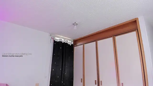 Londonttipton online show from 10/03/25, 03:31