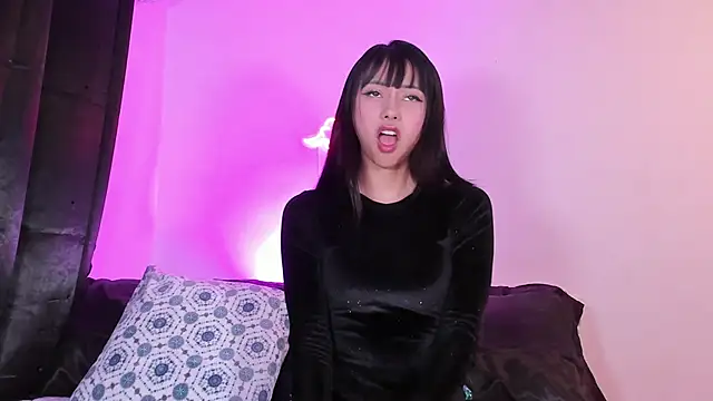 Londonttipton online show from 10/09/25, 11:14