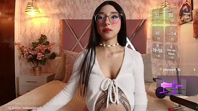 Aliice1  online show from 11/30/25, 10:58