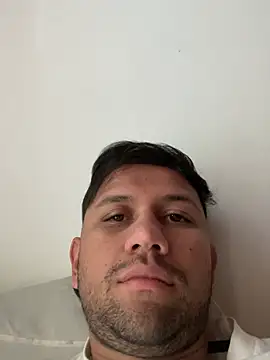 Snapshot of Michaell_Spinelly chatting on 07/28/26, 12:48 Michaell Spinelly online show from 07/28/26, 12:48