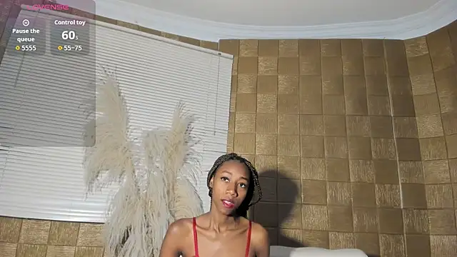 NathalyLeen online show from 04/24/26, 08:22