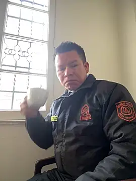 Manu0586 online show from 03/01/26, 12:29