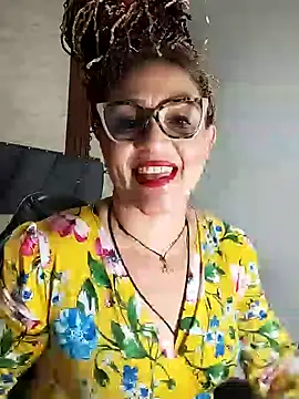 Snapshot of Cailinmilf chatting on 10/09/25, 10:08 Cailinmilf online show from 10/09/25, 10:08