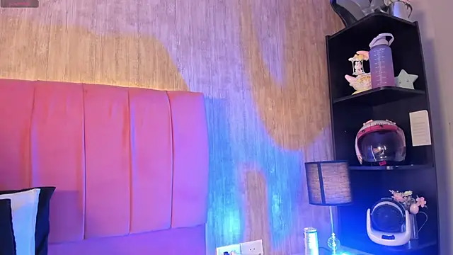 Kendra kobein online show from 05/28/26, 07:11
