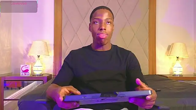 CharlesBrown  online show from 02/11/26, 02:11