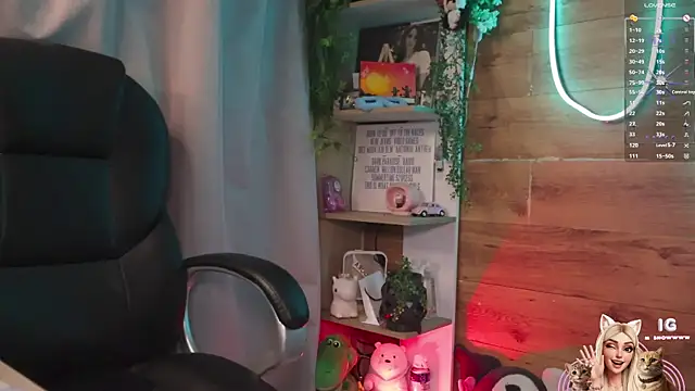 Miila snow online show from 02/28/26, 11:44