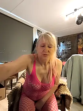 SexyKato001 online show from 11/18/25, 11:25