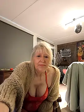 SexyKato001 online show from 11/19/25, 08:36