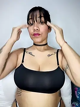 violettaa millerss online show from 04/29/26, 12:37