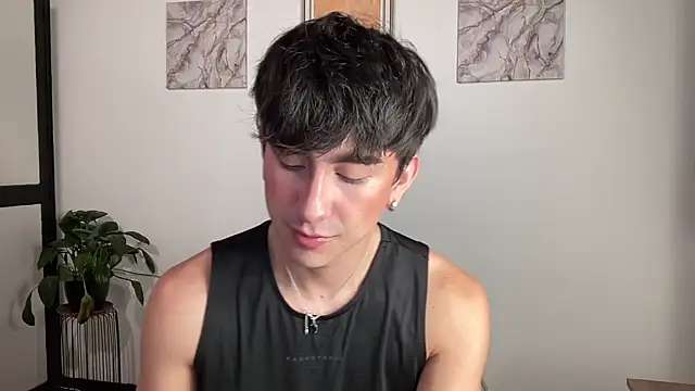 sweettaaron01 online show from 05/07/26, 01:22