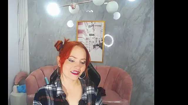 mady0619 ch online show from 12/18/25, 11:05