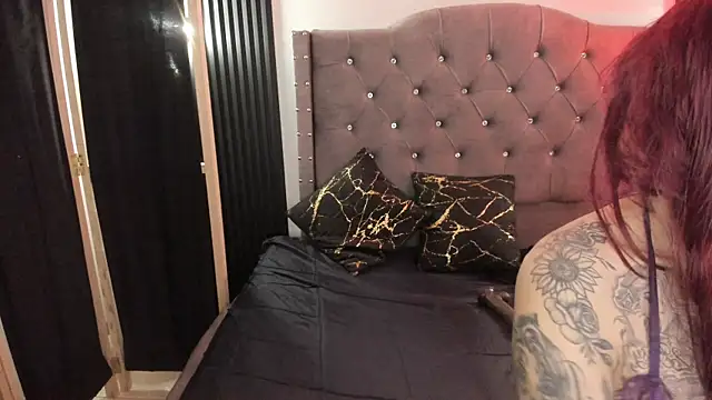Scarbadgirl  online show from 06/30/26, 04:02