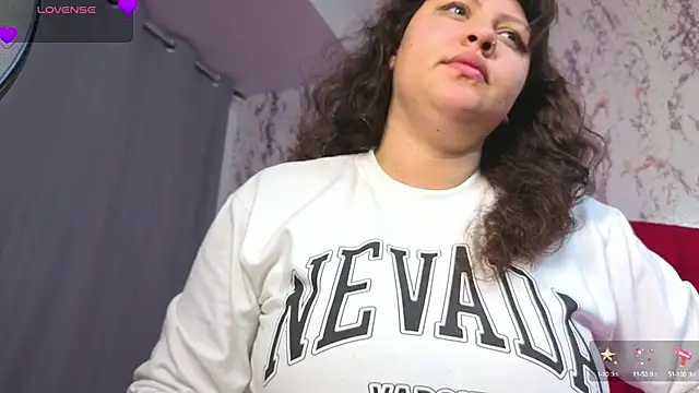 Larissa Antonella online show from 10/06/25, 05:05