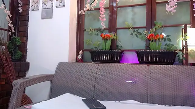 Snapshot of samara_selene chatting on 07/11/26, 06:32 samara selene online show from 07/11/26, 06:32