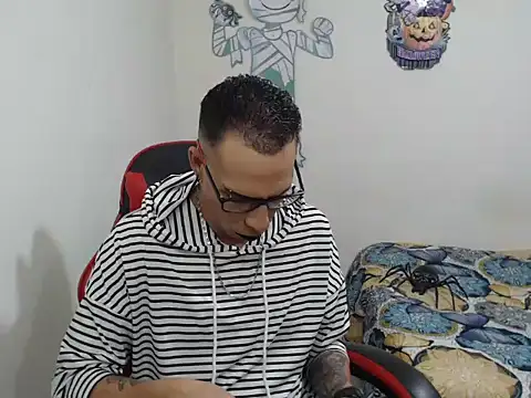 Snapshot of afrodit_25 chatting on 10/25/25, 08:00 afrodit 25 online show from 10/25/25, 08:00