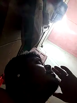 CatchingBouquet online show from 10/03/25, 02:47