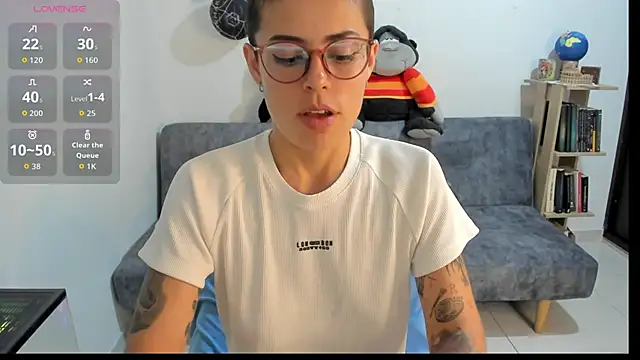 Snapshot of natt_op chatting on 10/06/25, 12:08 natt op online show from 10/06/25, 12:08