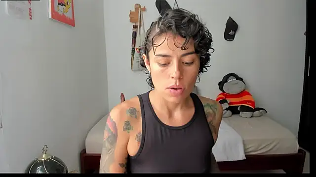 Snapshot of natt_op chatting on 07/19/26, 05:49 natt op online show from 07/19/26, 05:49
