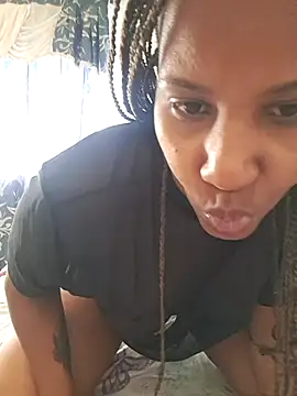 Snapshot of VikysDavis chatting on 02/21/26, 06:53 VikysDavis online show from 02/21/26, 06:53