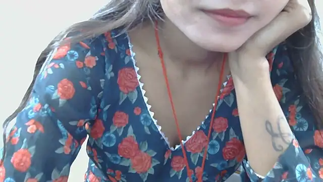 Aarti misty71 online show from 09/28/25, 04:51