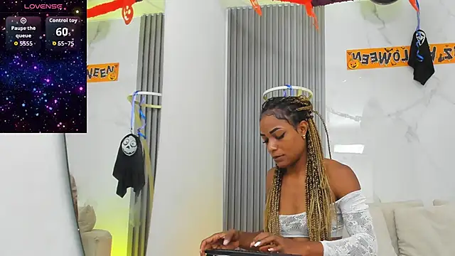 kiaratentation online show from 11/05/25, 07:47