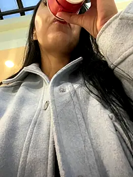 oh nina online show from 10/28/25, 10:45