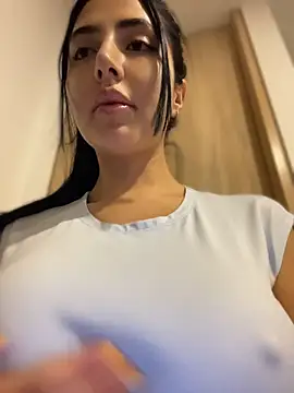 oh nina online show from 07/18/26, 12:15