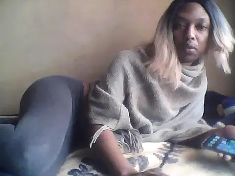 Snapshot of Blackyfreackygay chatting on 06/19/26, 08:51 Blackyfreackygay online show from 06/19/26, 08:51